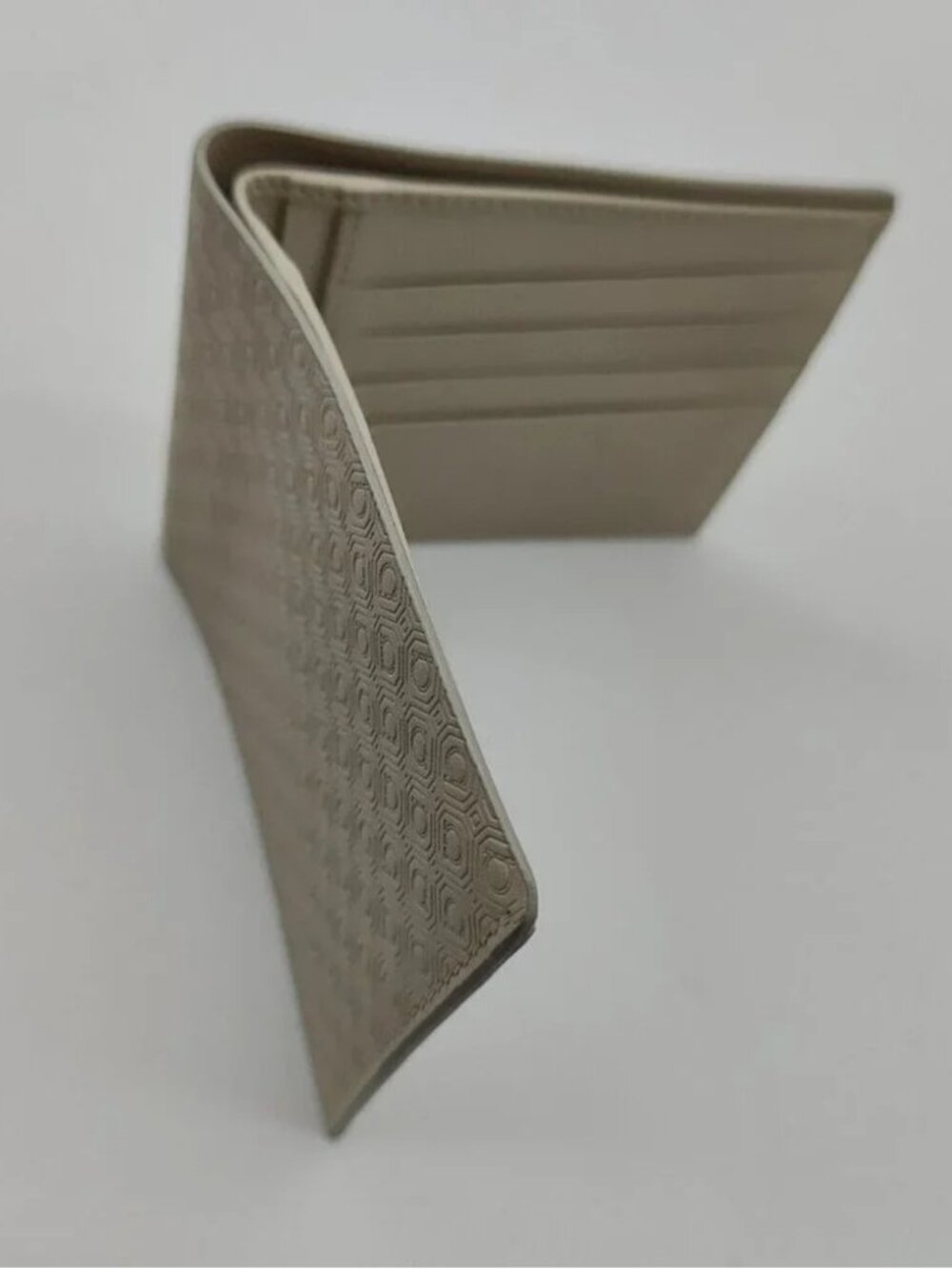 SALVATORE FERRAGAMO Embossed Beige Off White Leather Wallet NWOT